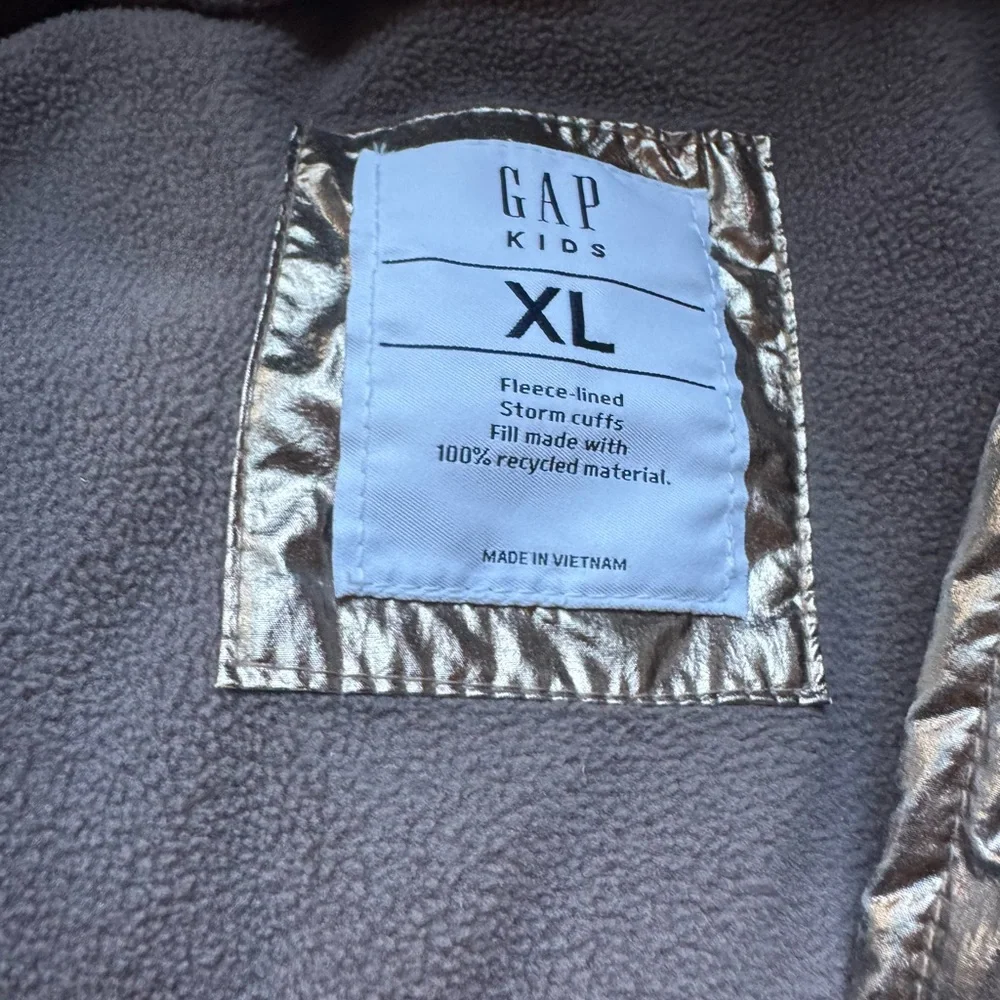 GAP worn only